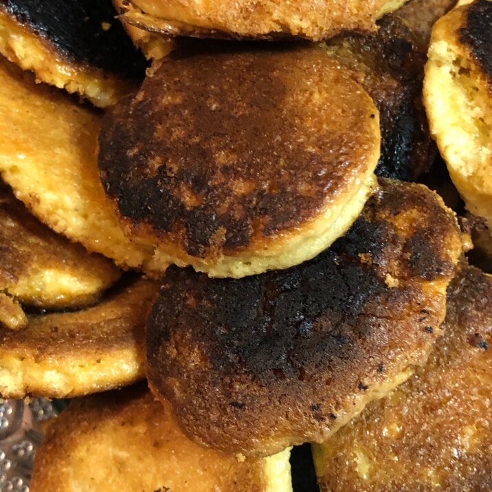 フライパンで焼くオートミールと小麦粉クッキー